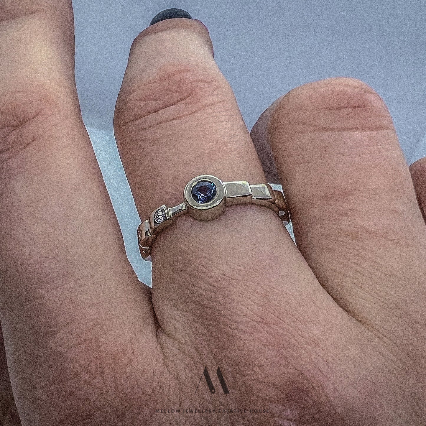 Custom Saphire diamond ring CMR/62