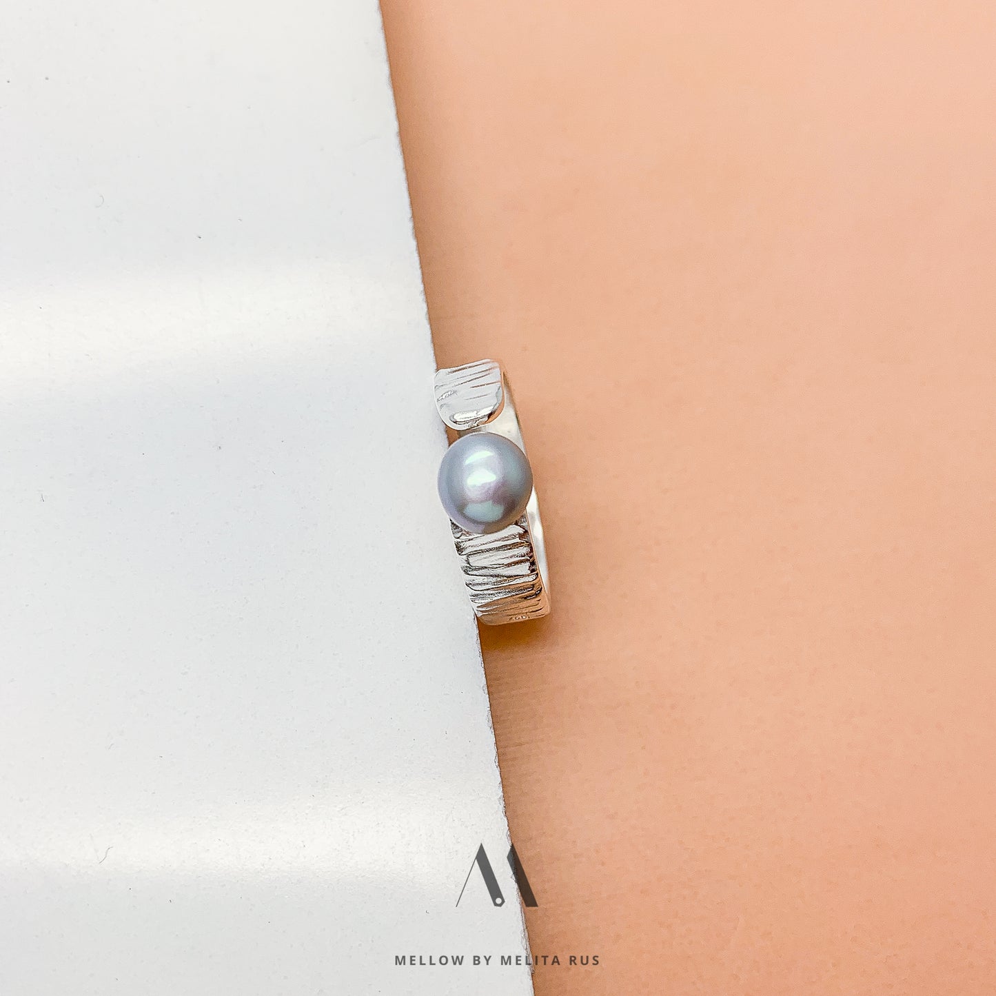 Sterling silver pearl ring R5/SiP09